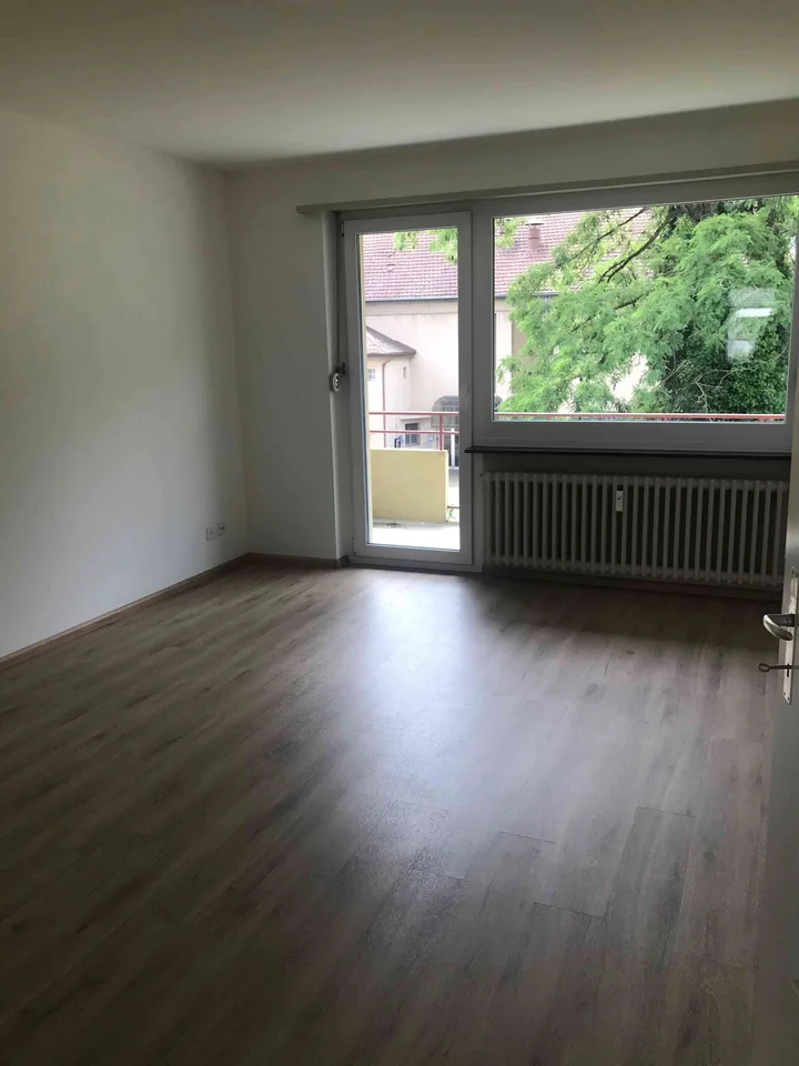 Helle 3.5 Zimmer Wohnung im 2. Obergeschoss
