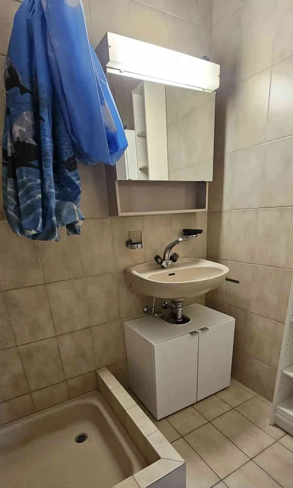 2 Zimmer Dachwohnung mit Stauraum