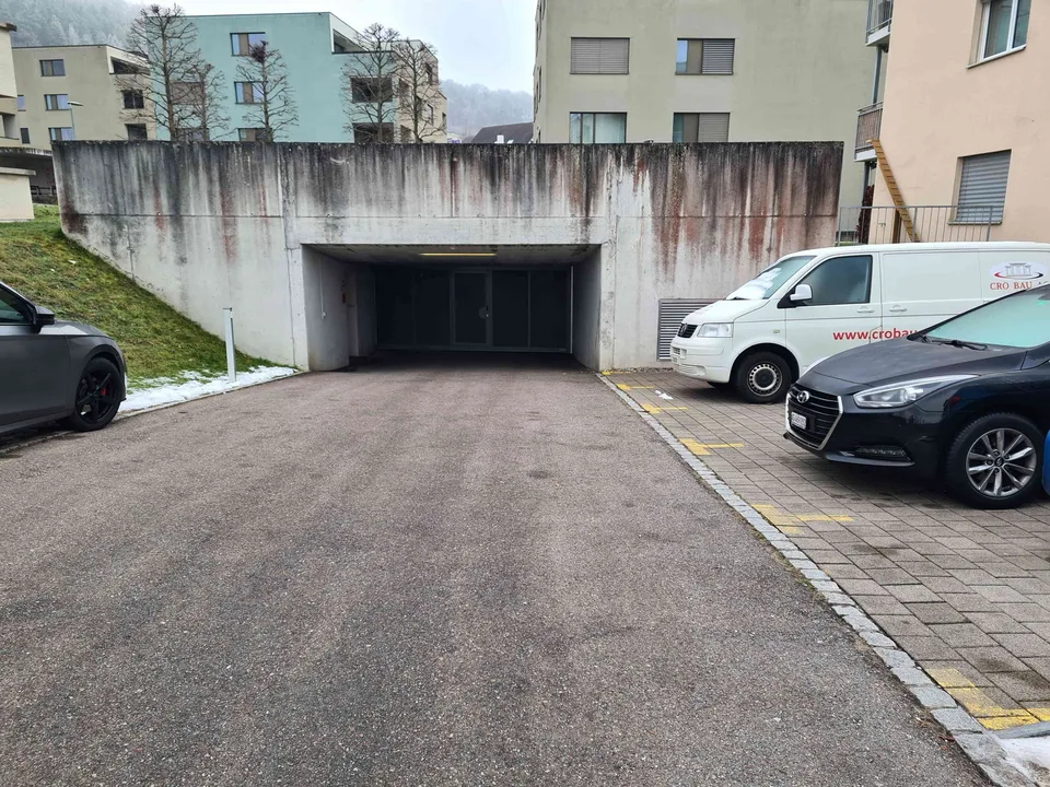 Aussenparkplatz