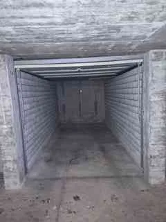 AB SOFORT EIN EINSTELLPLATZ IN STAUFEN ZU VERMIETEN.