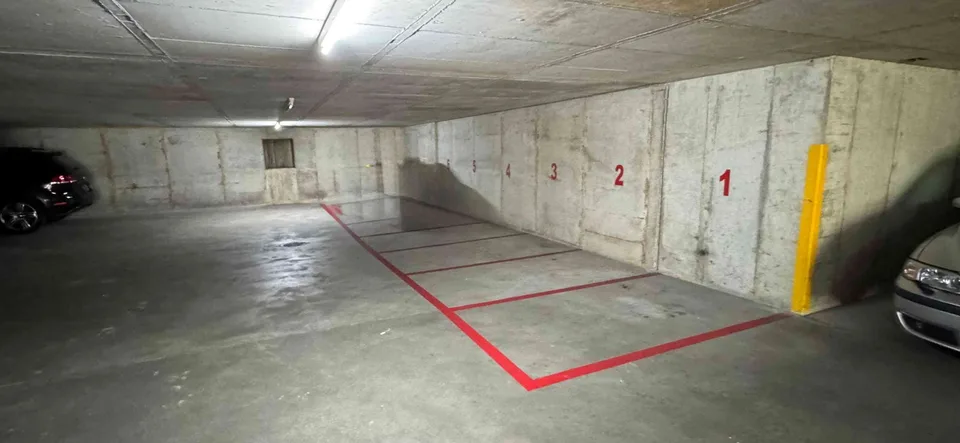 Töff Einstellplatz in Starrkirch-Wil – nähe Olten, sofort verfügbar!