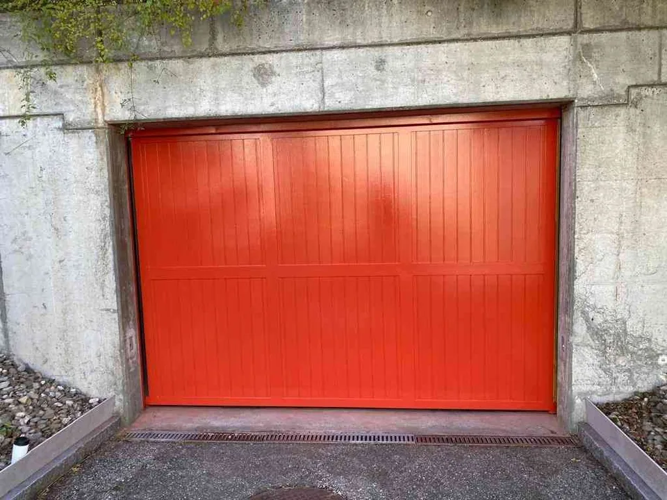 Töff Einstellplatz in Starrkirch-Wil – nähe Olten, sofort verfügbar!