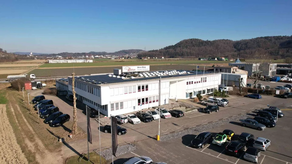 Büroraum 62m2 - Unterentfelden bei Autobahnheinfahrt Aarau/West