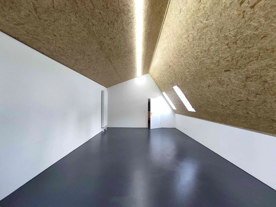 Gewerberaum / Büro / Hobbyraum