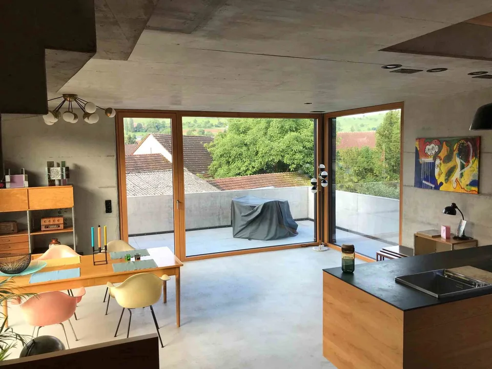 Zimmer 28 qm, eigenes Bad, ganzes Haus zur Nutzung