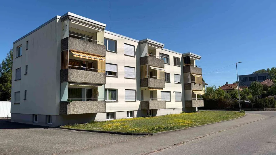 Schöne, gemütliche 4,5-Zimmer-Wohnung mit Balko