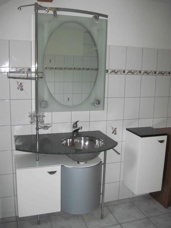 Dach - Wohnung in Bio Bauernhof im Fricktal. 5 Min ab Autobahn A3