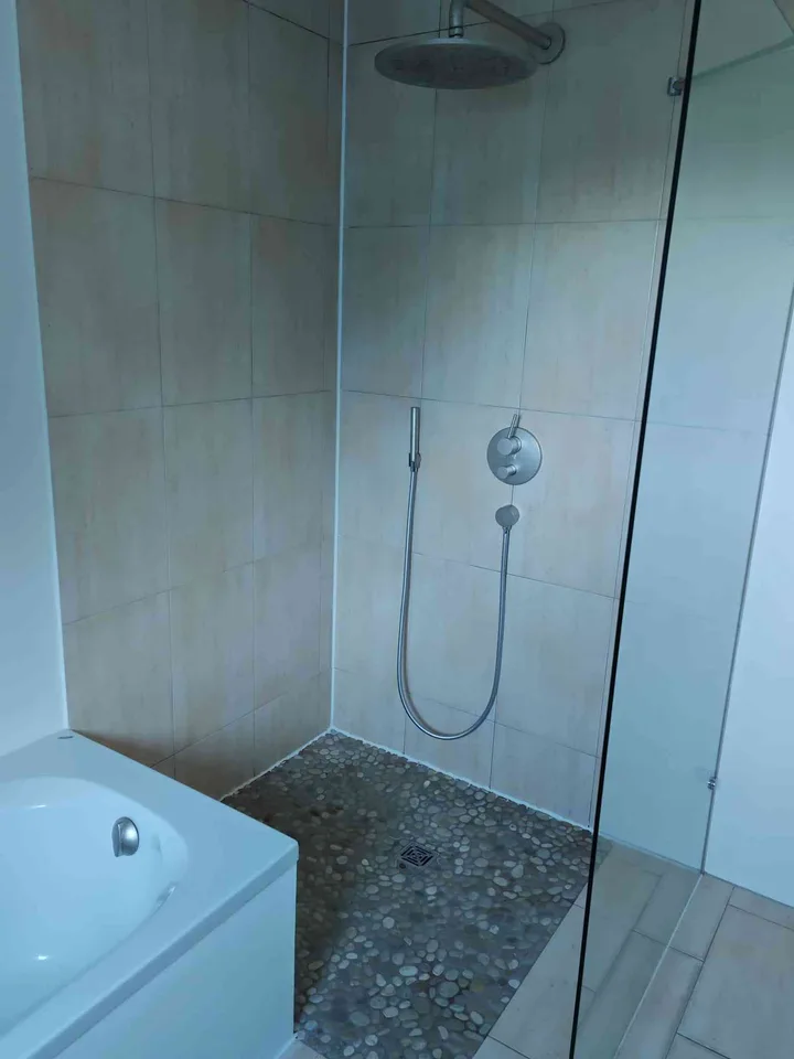 Exklusive Büro/Praxisräume (84m2) im Villenquartier-2 Min vom Bahnhof