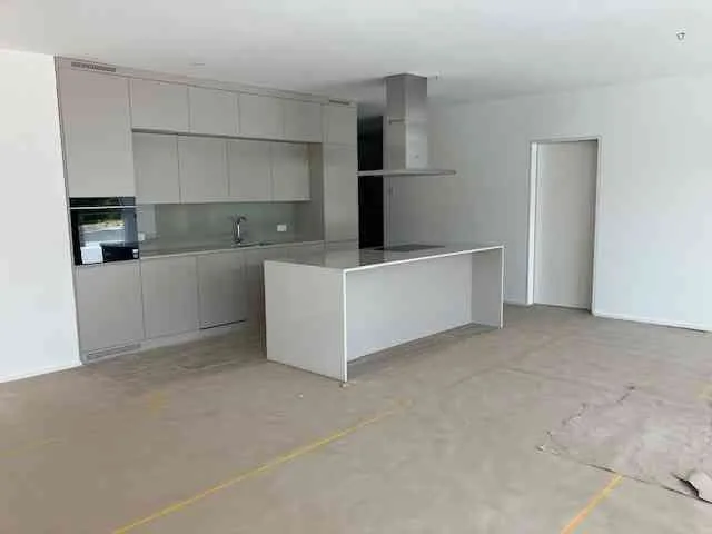 Exklusive neue 4.5-Zimmer Wohnung - Stadtgrenze Aarau