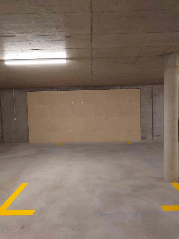 Parkplatz in Einstehlhalle