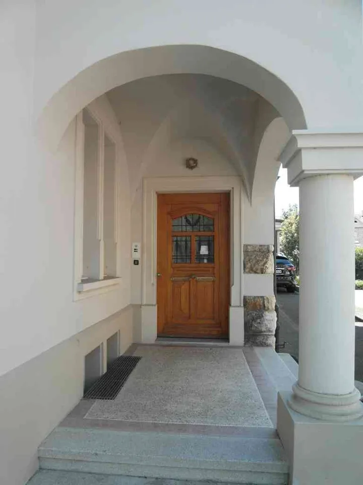 Repräsentative Gewerbe-Räume in Jugendstil-Villa, Nähe Aarau