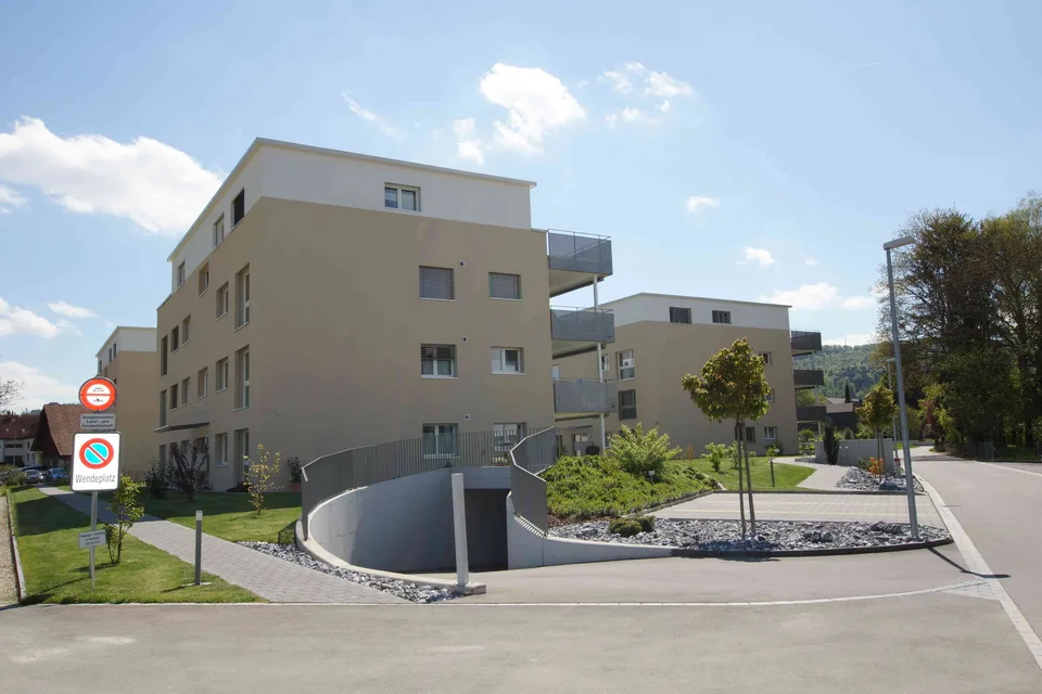 Zu vermieten Parkplatz in Tiefgarage