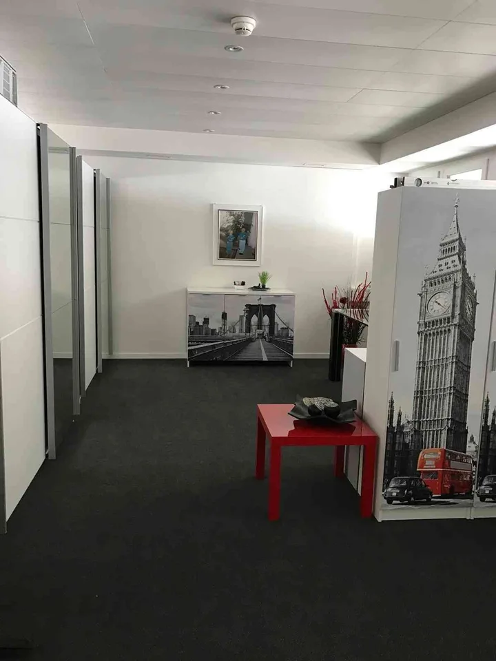 Räumlichkeiten für Büros, Lager, Gewerbe, Studio etc.