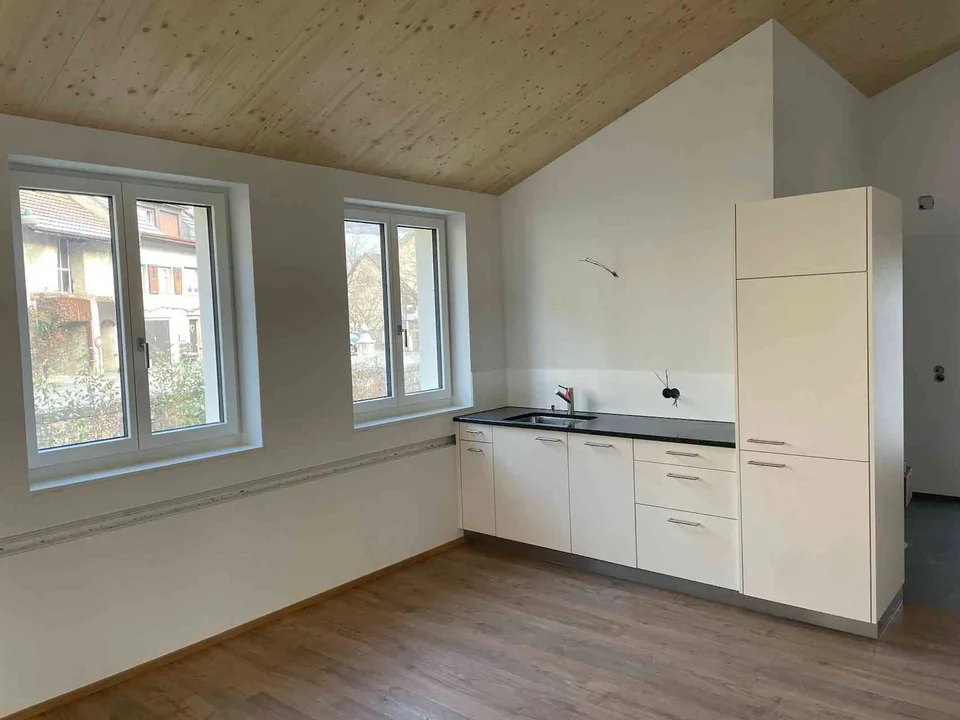 Erstvermietung: Gewerberaum / Büro / Atelier an optimaler Lage