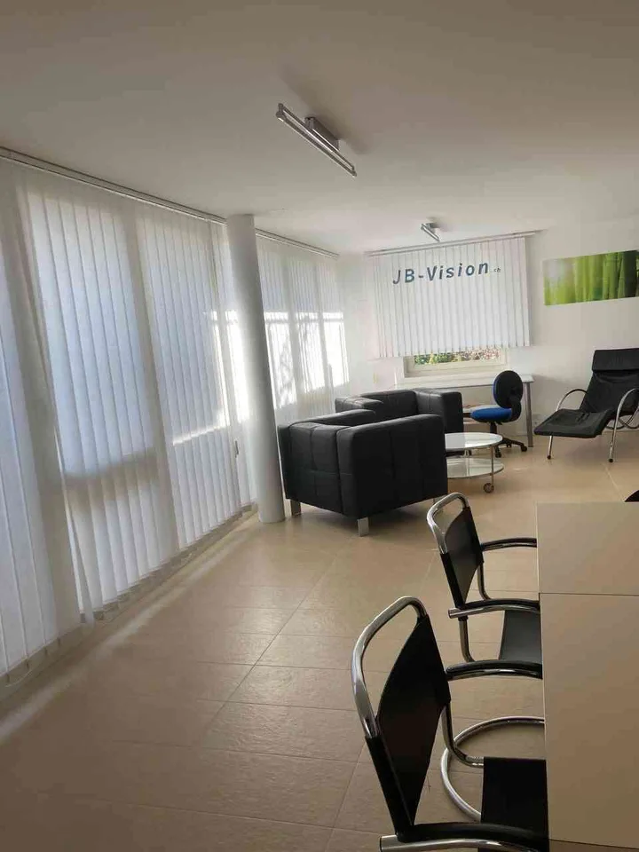 repräsentativer Büro-, Seminar- oder Praxisraum