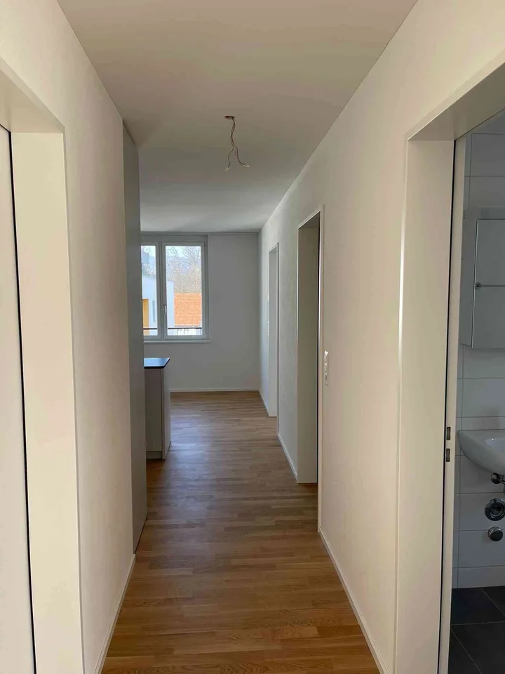 Schöne helle 3.5 Zimmerwohung in Aarau Rohr
