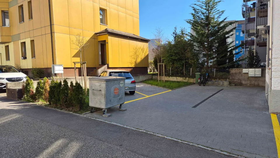 Aussenparkplatz zu mieten