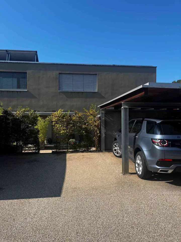 Einzelparkplatz, single parking lot