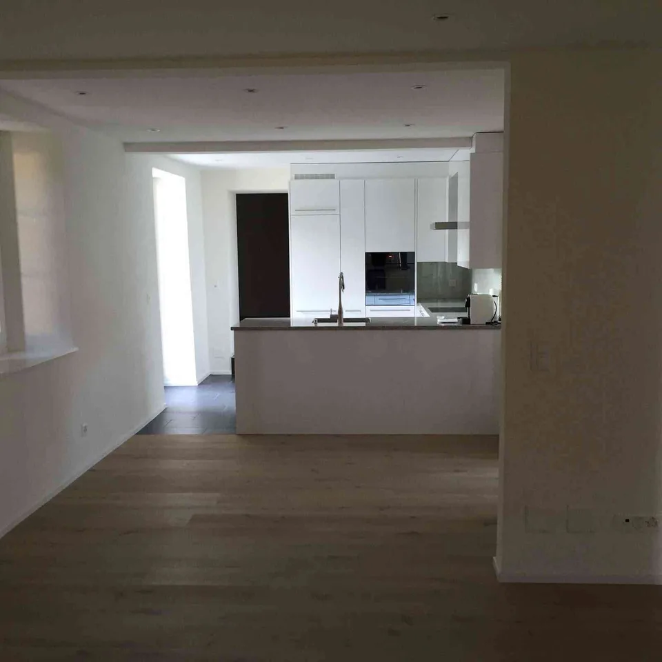 schöne, moderne 4 1/2 Zimmerwohnung