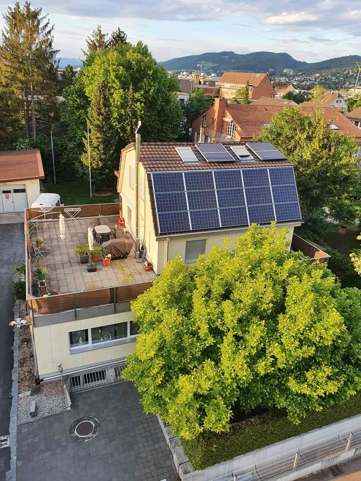 5 Zimmerwohnung mit grosser Therasse und Balkon
