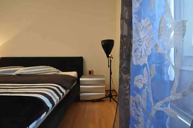 p sof. SPRINGER mth - mth lets Top exec. fam home, 3 beds, 2150 p/pers