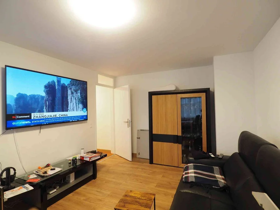 Helle 3-Zimmer-Wohnung mit Balkon & schöner Aussicht in Reinach