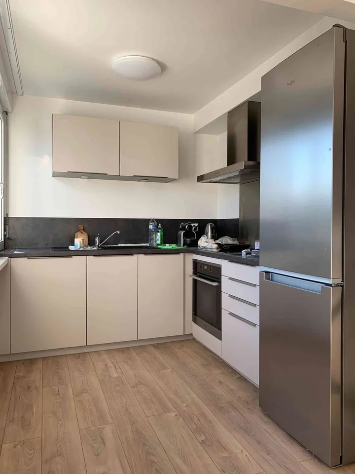 Helle 3-Zimmer-Wohnung mit Balkon & schöner Aussicht in Reinach