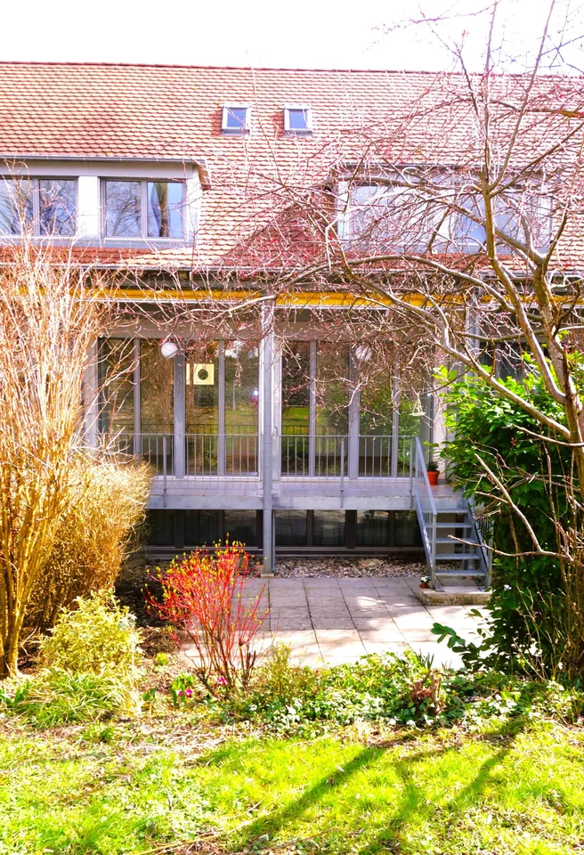 Zwei Eingänge in einem Haus birgt viele Vorteile