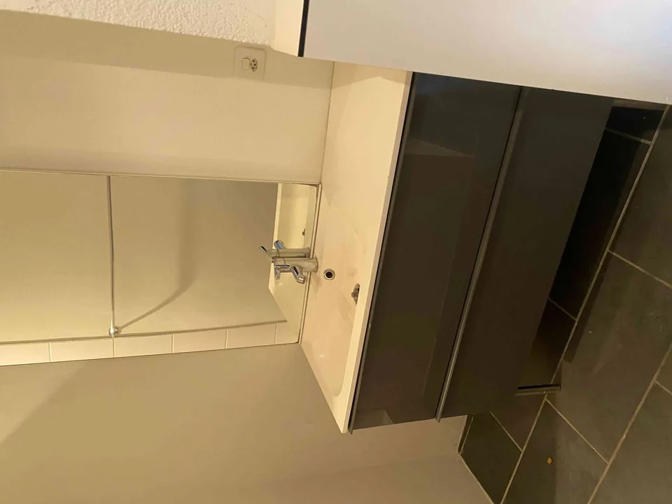 Helle 1 Zimmer Wohnung möbliert
