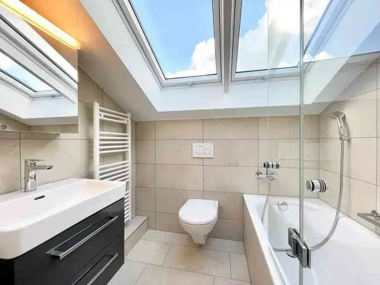 Dringend Nachmieter/in gesucht für 1.5Zimmer Dachwohnung ab 01.09.2026