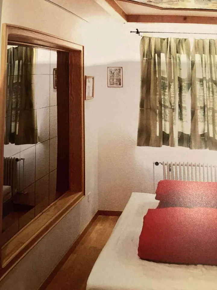 WG-Zimmer mit eigenem Abstellraum - 230 m² Garten, Nähe Basel