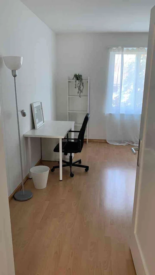 Möbliertes WG-Zimmer S3 Spalenring / Schützenmattpark