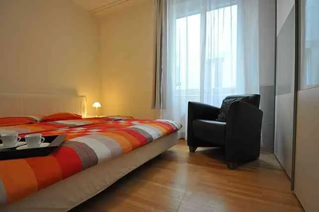 TOP 4001 downtown location. Very spacious & safe. Own Miele wm, 2395