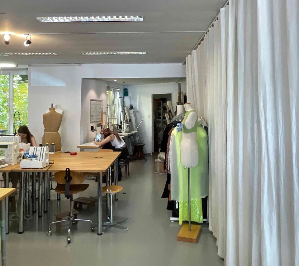 helles und grosszügiges Laden/Atelier Lokal