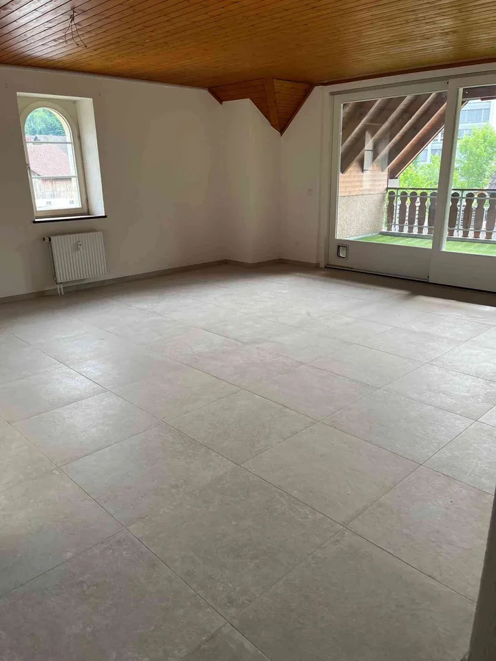Neu renovierte 3.5 Wohnung in Laufen zu vermieten