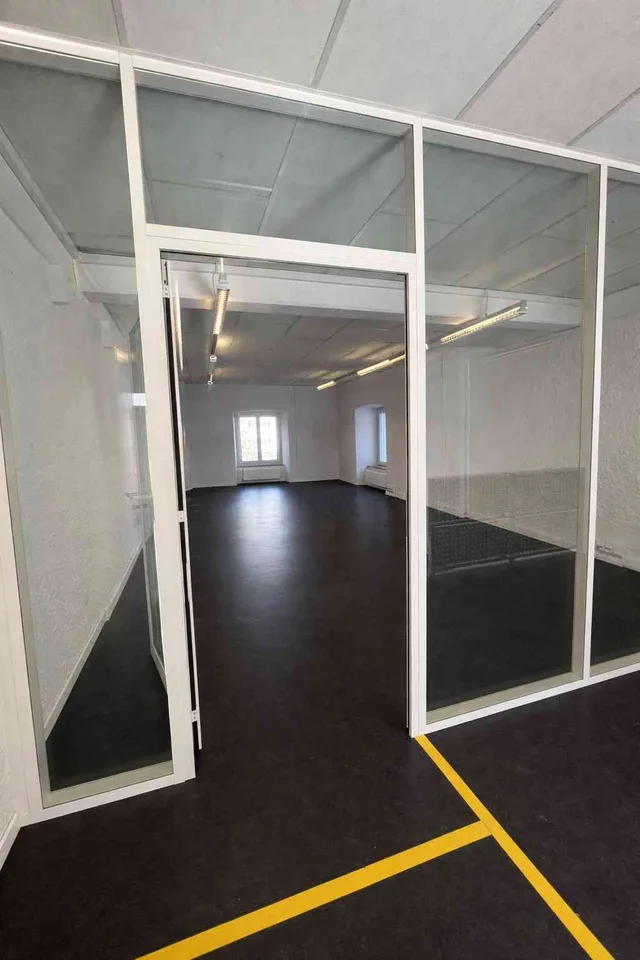 Local commercial à louer à Delémont – 83 m²
