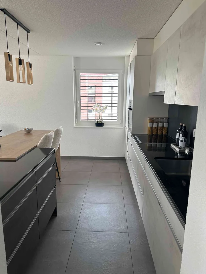 Bel appartement 4,5 pièces à Bassecourt. ( 117m2 )
