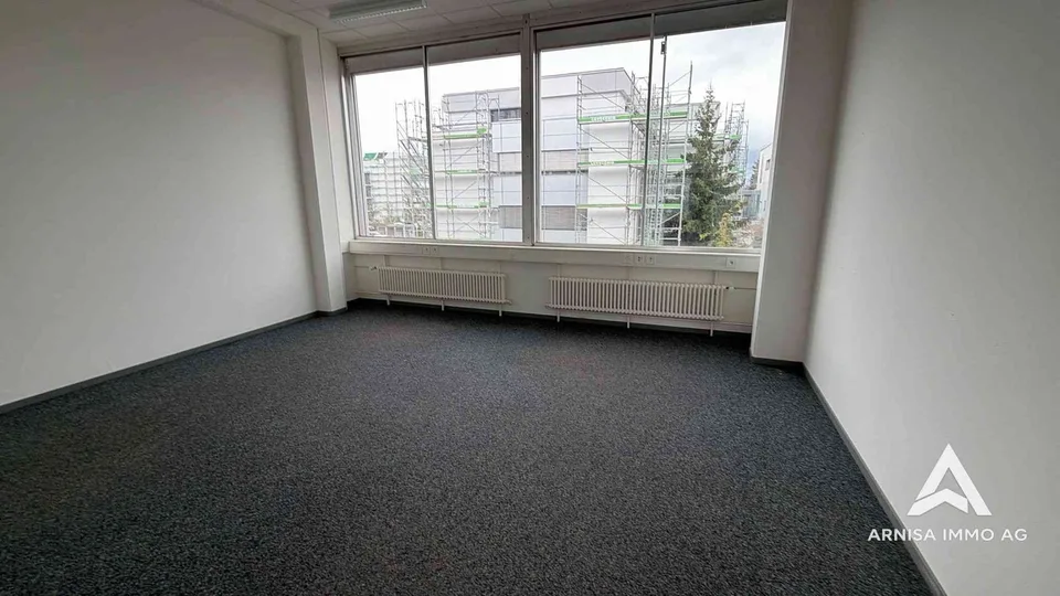 "Moderne Büroräume in Reinach BL - von 15m² - 831 m² auf zwei Etagen "