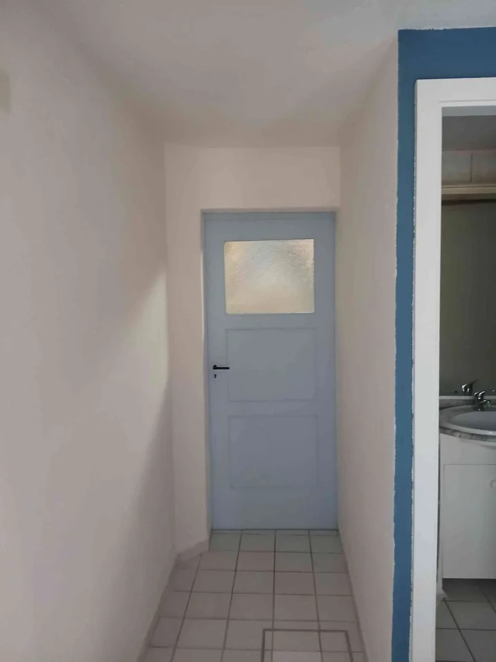 Schöne 2 Zimmerwohnung in Grellingen ab sofort