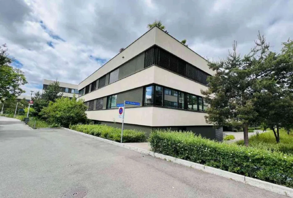 Parkplatz in der Einstellhalle zu vermieten