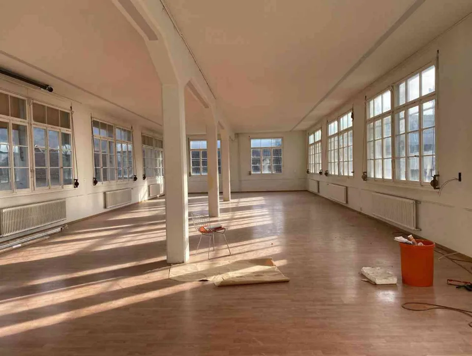 160 m2 Gewerberäume Grosser Raum mit industriellem Charme