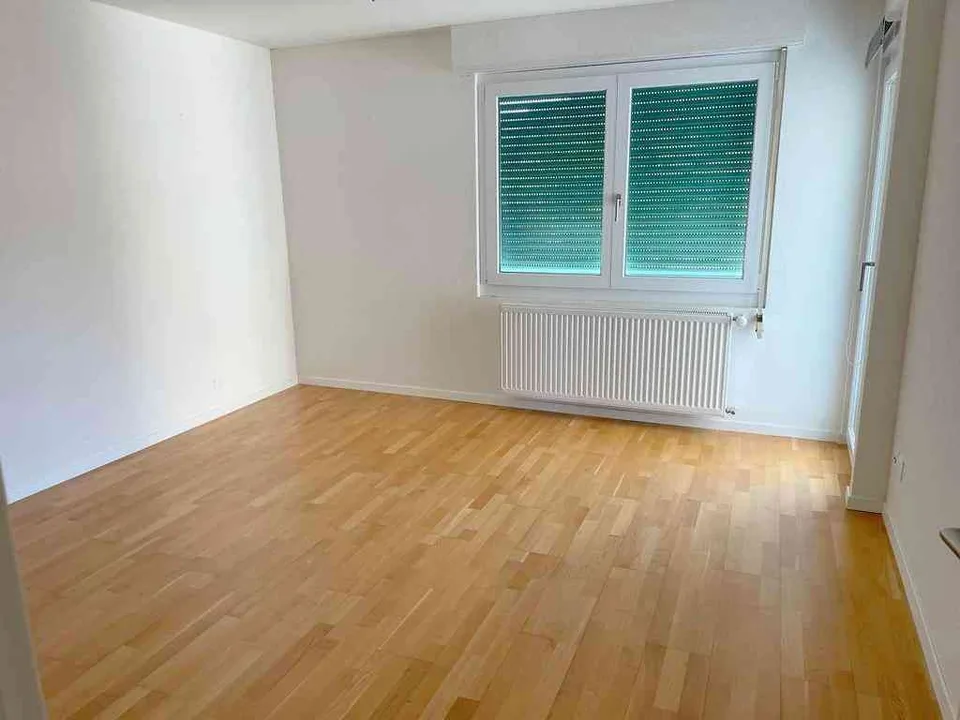 Haus mit 2 Abstellplätzen