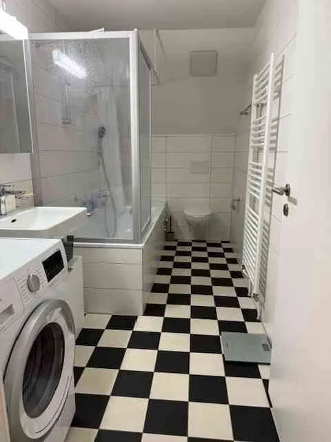 appartement 3.5 pièces de 77m2 au 3ème étage