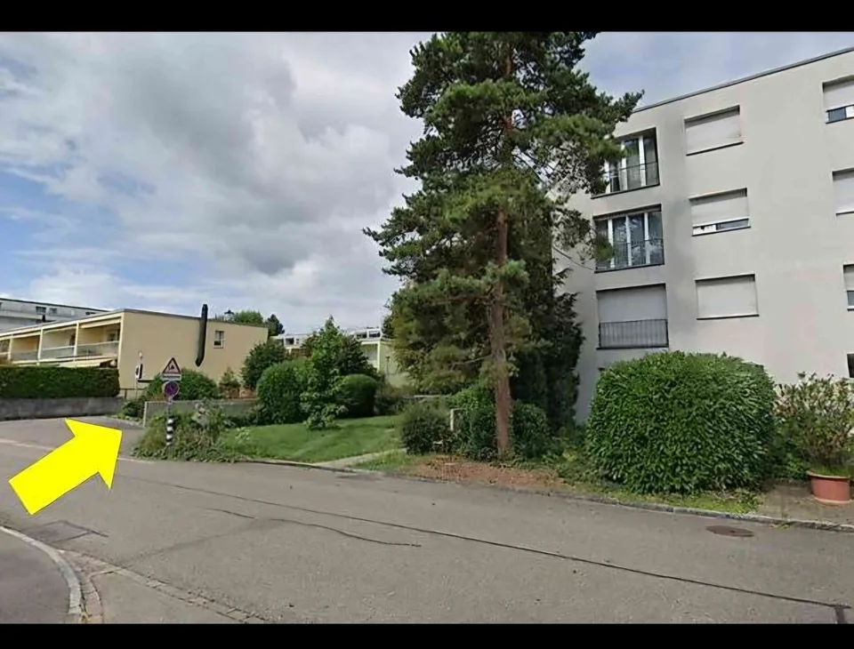2x Einstellhallenplatz mit Möglichkeit E-Ladestation & Waschplatz