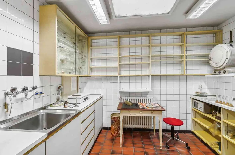 Ladenlokal mit grossem Schaufenster & Lager an Top-Lage in Basel