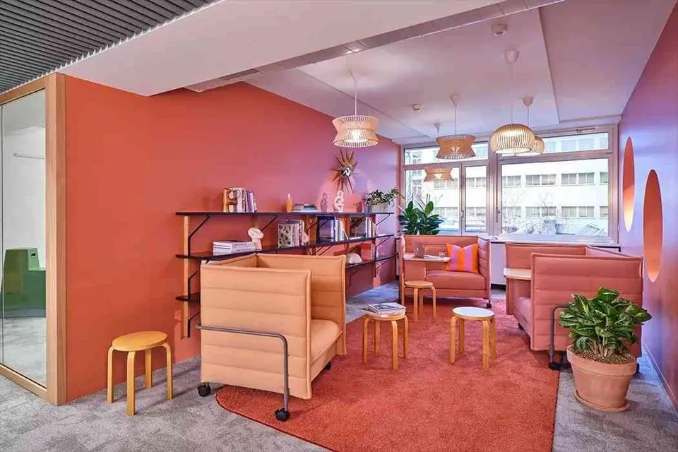 Inspirierend gestaltete Büros im Flex Office «ORBIZ Aeschengraben»