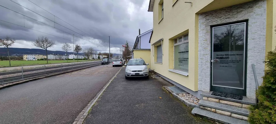 Laden an Hauptstrasse in Münchenstein zu vermieten