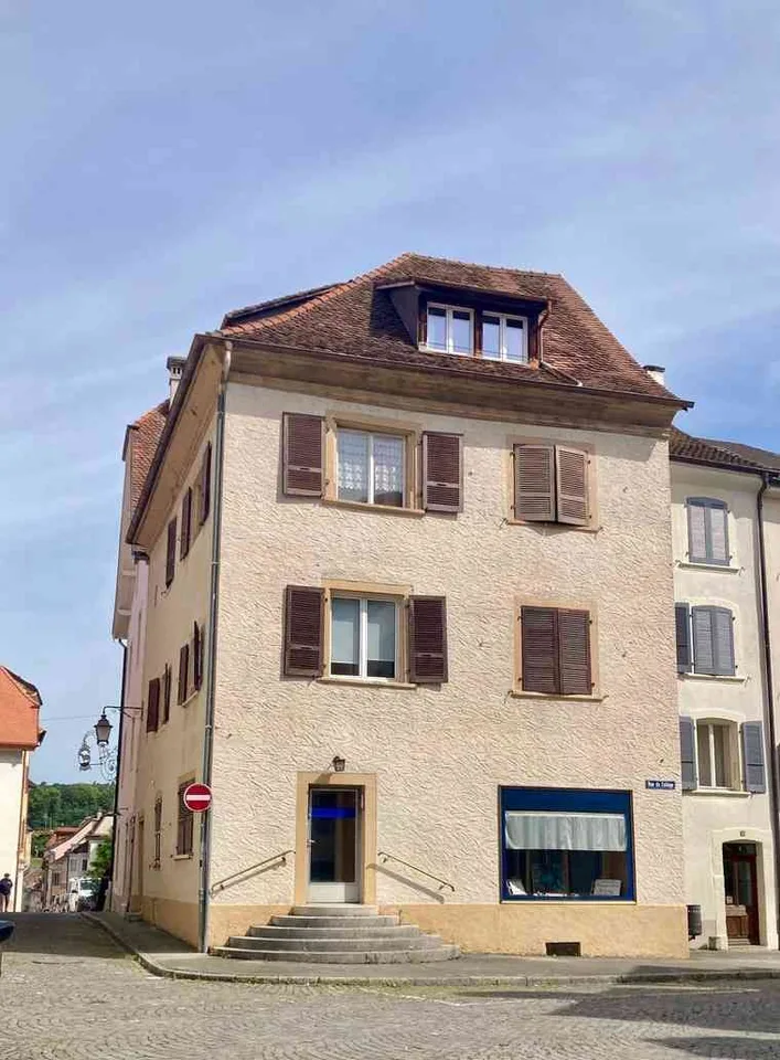 Appartement 3 pièces lumineux à Porrentruy – charges comprises