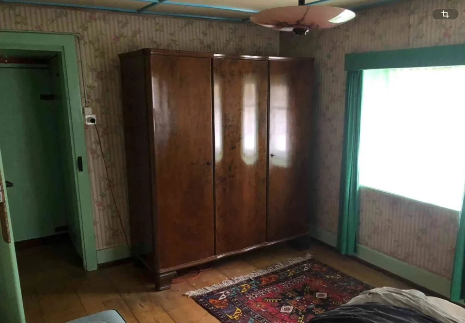 Charmante mais très modeste petite maison