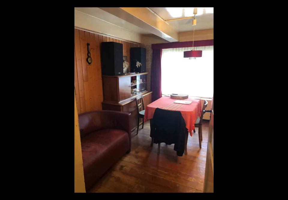 Charmante mais très modeste petite maison